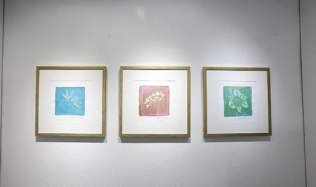 Nilüfer Belediyesi, eski baskı tekniklerini çiçek sevgisiyle buluşturan sanatçı Tülin