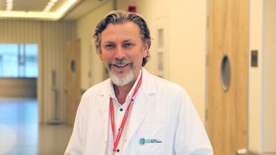 Üsküdar Üniversitesi NPİSTANBUL Hastanesi Nöroloji Uzmanı Prof. Dr. Sultan Tarlacı, sağlıklı