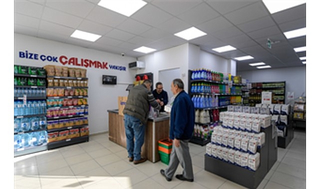 İzmir Büyükşehir Belediyesi’nin tanzim satış mağazaları İZMAR 15’inci şubesini Konak