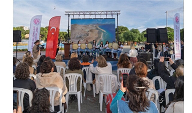 İzmir Büyükşehir Belediyesi, 25 Kasım Kadına Yönelik Şiddete Karşı Uluslararası