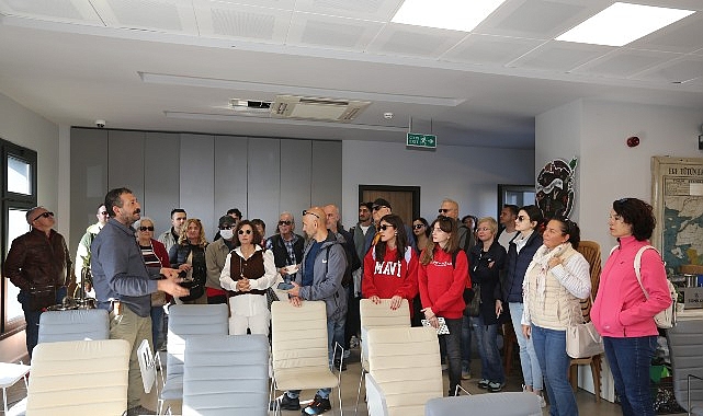 İzmir Turist Rehberleri Odası’na (İZRO) bağlı turist rehberleri, “Topraktan Kültüre