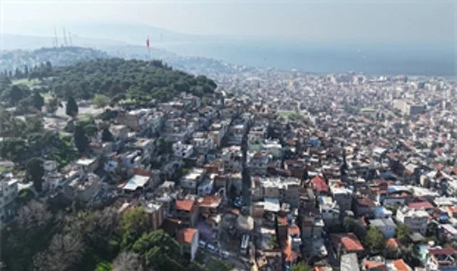 İzmir Büyükşehir Belediyesi’nin tarihi kent merkezi niteliğindeki “Kemeraltı ve Çevresi