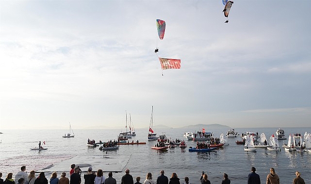 Türkiye Cumhuriyeti’nin kurucusu Ulu Önder Gazi Mustafa Kemal Atatürk, aramızdan