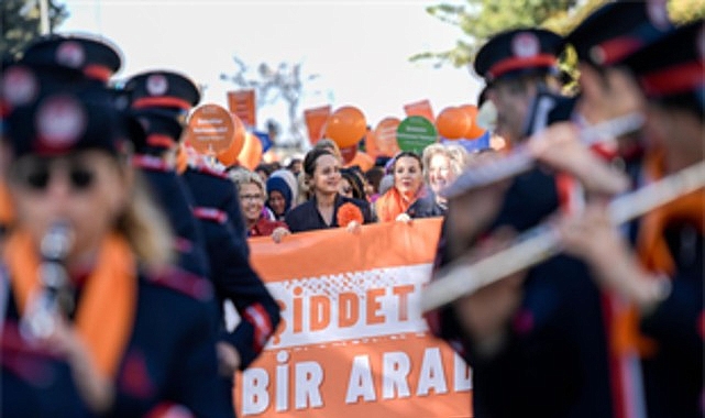 İzmir Büyükşehir Belediyesi, 25 Kasım Kadına Yönelik Şiddete Karşı Uluslararası