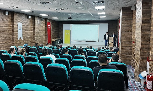 Geyve Belediyesi’nin ev sahipliğinde, Marmara Belediyeler Birliği tarafından düzenlenen “Kamu