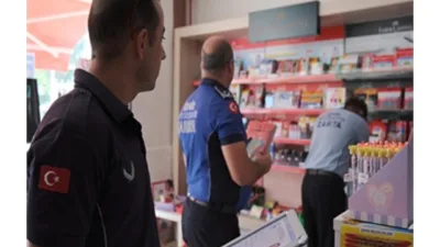 İzmir Büyükşehir Belediyesi Zabıta Dairesi Başkanlığı, öğrencilerin sağlıklı, güvenli ve