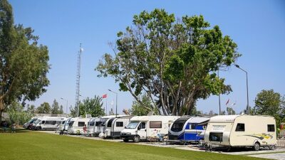 Antalya Büyükşehir Belediyesi tarafından Konyaaltı’nda hizmete açılan Karavan Park, yoğun