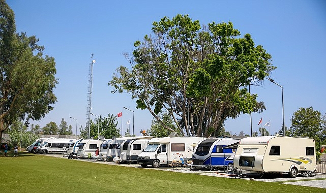 Antalya Büyükşehir Belediyesi tarafından Konyaaltı’nda hizmete açılan Karavan Park, yoğun