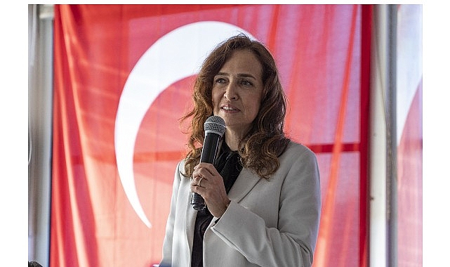 Karşıyaka Belediye Başkanı Yıldız Ünsal, 24 Kasım Öğretmenler Günü’nde, KARGEM