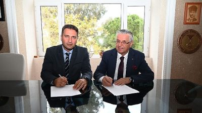 Kemer Belediye Başkanı Necati Topaloğlu, Vakıfbank Kemer Şube Müdürü Ferhat