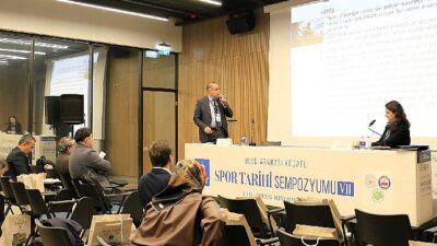 Büyükşehir Belediyesi’nin ev sahipliğinde düzenlenen Uluslararası Kocaeli Spor Tarihi Sempozyumu,