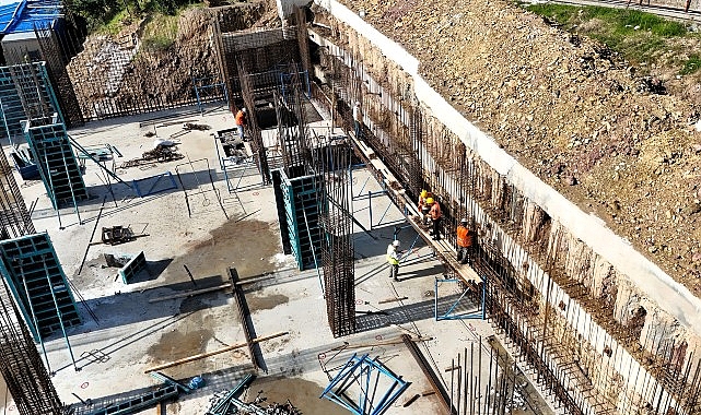 Kocaeli Büyükşehir Belediyesi, Umuttepe Kampüsü’nde projelendirdiği cami ve otopark yapımında