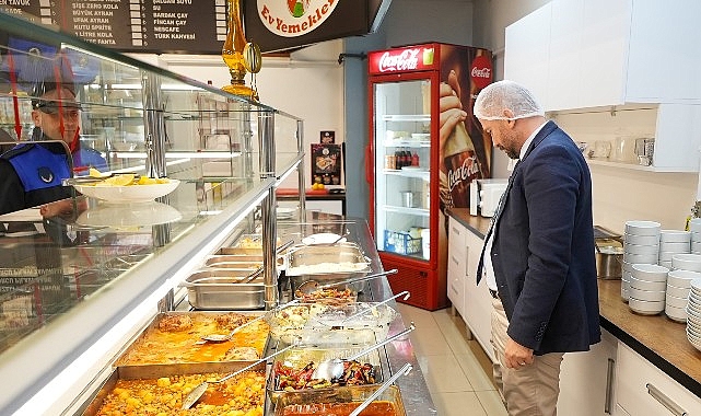 Maltepe’de ilçe genelindeki gıda denetimleri sürüyor. Çalışmalar kapsamında devam eden