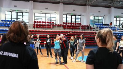 Maltepe Belediyesi’nin Kadın Öz Savunma Enstitüsü iş birliğiyle yürüttüğü öz