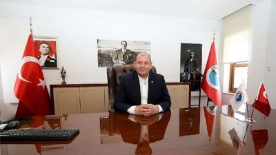 Menderes Belediyesi 10 Kasım’da Ulu Önder Mustafa Kemal Atatürk’ü etkinliklerle