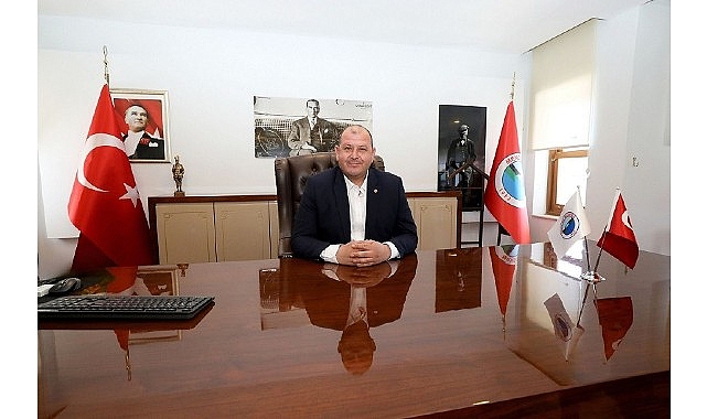 Menderes Belediyesi, Öğretmenler Günü münasebetiyle öğretmenler için Bergama gezisi düzenleyecek.