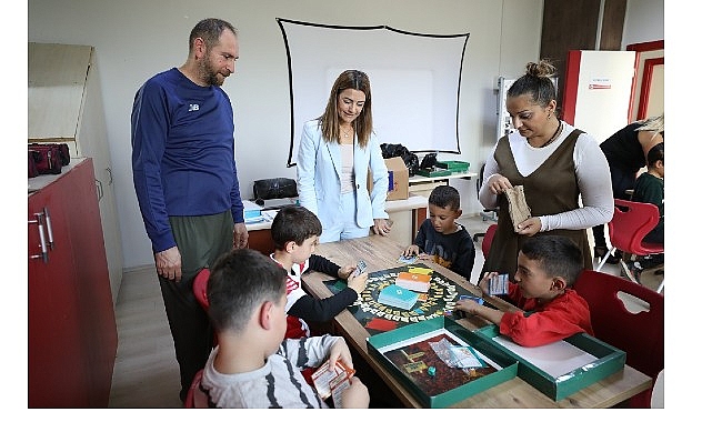 Menderes Belediyesi, Göztepe Kadın Gücü Derneği ile birlikte Çocuk Hakları
