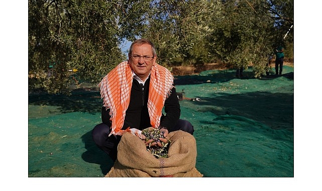 Ayvalık Belediye Başkanı Mesut Ergin, Dünya’da, ülke genelinde ve Ayvalık’ta,