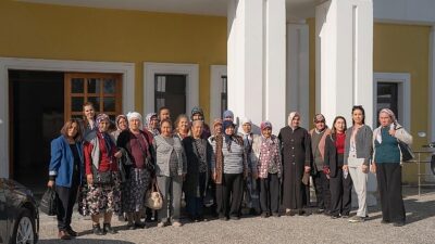 Milas Belediyesi tarafından meme kanseri farkındalık ayı kapsamında gerçekleştirilen çalışmayla