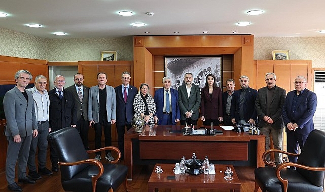 Bayrampaşa’nın mahalle muhtarları, Belediye Başkan Vekili İbrahim Akın’a hayırlı olsun