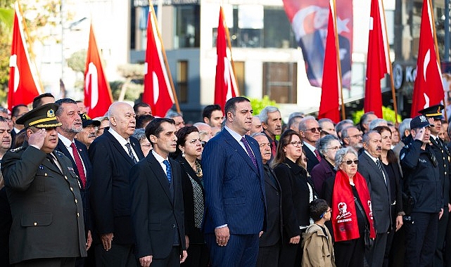 Cumhuriyetimizin kurucusu, ebedi liderimiz Ulu Önder Mustafa Kemal Atatürk, ebediyete