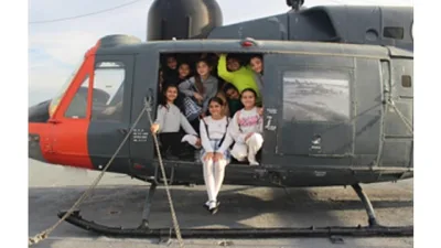 İzmir Büyükşehir Belediyesi, öğrencilerin dil becerilerini geliştirmek amacıyla yaptığı çalışmaları