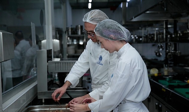 Üniversitenin Gastronomi ve Mutfak Sanatları Bölümü, mutfak atıklarının çöp değil,