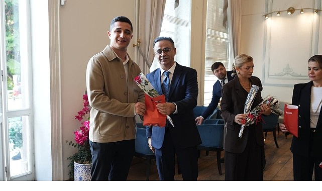 İzmir İl Millî Eğitim Müdürlüğü,  “24 Kasım Öğretmenler Günü” vesilesiyle