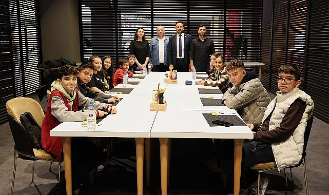 Osmangazi Belediyesi’nin “Dijiders’ Dijital Dershane hizmetinden faydalanan ve girdikleri deneme