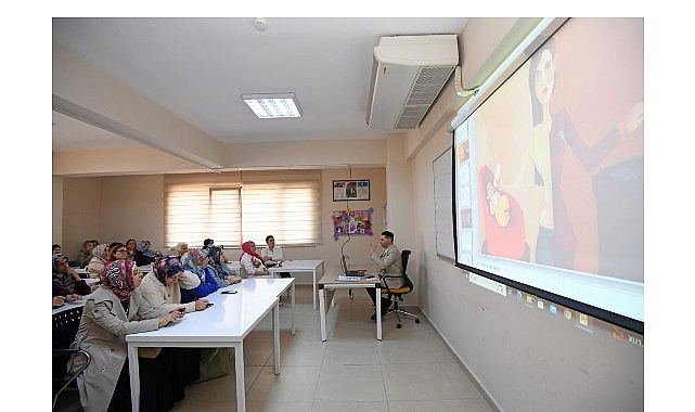 Toplumsal farkındalığı artırmayı hedefleyen Osmangazi Belediyesi, 25 Kasım Kadına Yönelik