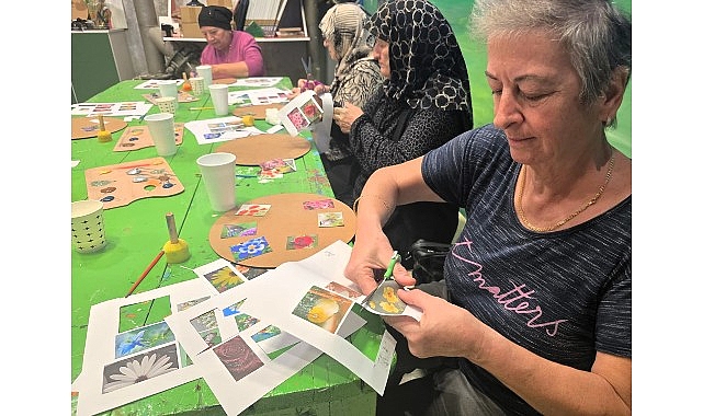 Kocaeli Büyükşehir Belediyesi bünyesinde, İzmit’in gözde mekanı Saat Kulesi yanında