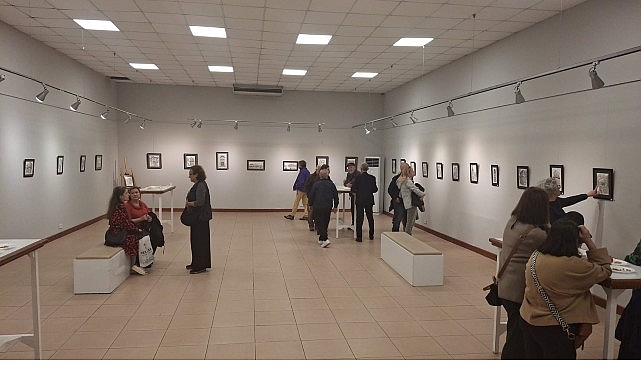 Ressam Ali Erkmen’in 43 karakalem eserinden oluşan, 30 Kasım tarihine
