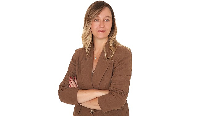 Sürdürülebilir moda kavramı günümüzde yalnızca çevresel değil, aynı zamanda toplumsal