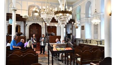 Konak Pier’den başlayıp Kadifekale’ye kadar uzanan bölgenin içinde yer aldığı