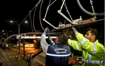 Kocaeli Büyükşehir Belediyesi iştiraki UlaşımPark A.Ş. tarafından işletilen Akçaray Tramvay