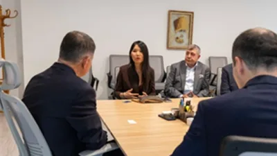 İzmir Büyükşehir Belediye Başkanı Dr. Cemil Tugay, global seyahat hizmetleri