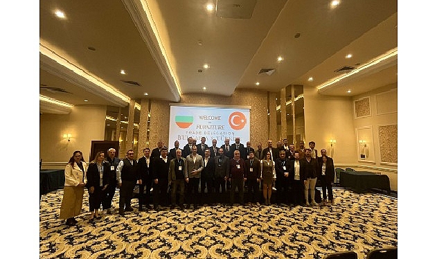 Bulgaristan’ın ikinci, Romanya’nın üçüncü büyük tedarikçisi olan Türk mobilya sektörü,