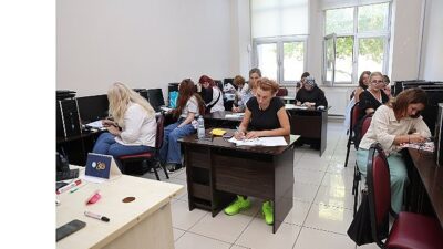 Kocaeli Büyükşehir Belediyesi Meslek ve Sanat Eğitimi Kursları (KO-MEK), yabancı