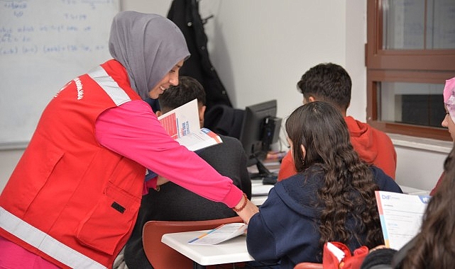 Kahramankazan Belediyesi, Yükseköğretim Kurumları Sınavı’na (YKS) hazırlanan 12. sınıf öğrencilerine