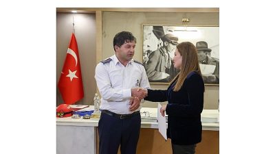Antalya Büyükşehir Belediyesi’ne bağlı toplu taşıma şoförü Yusuf Yevlal, örnek