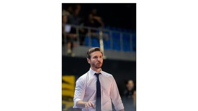 Aydın Büyükşehir Belediyespor, başantrenör Alper Hamurcu ile yolların ayrıldığını duyurdu.