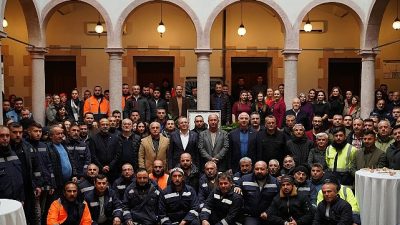 Tüm birim çalışanlarının buluştuğu yeni yıl kutlamasında ikramiye müjdesi de