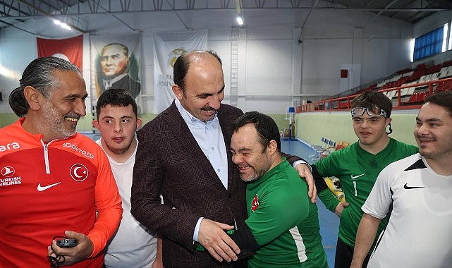 Konya Büyükşehir Belediye Başkanı Uğur İbrahim Altay, 3 Aralık Dünya