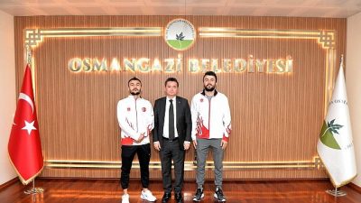 Milli sporcular Zafer Şayık ve Serdar Şayık, Birleşik Arap Emirlikleri’nin