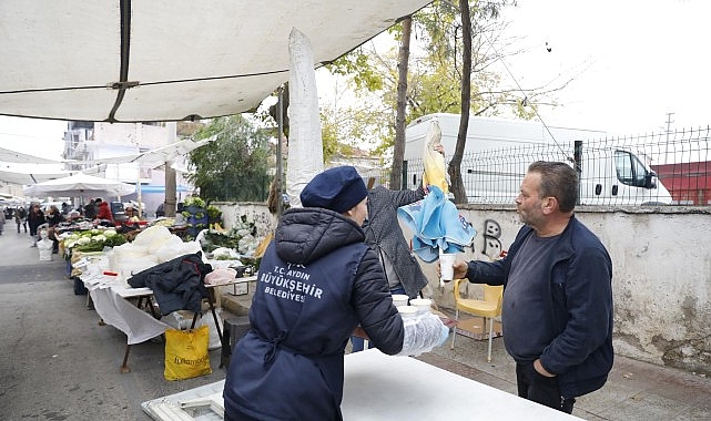 Aydın Büyükşehir Belediyesi, sosyal belediyecilik uygulamalarını kent genelinde aralıksız sürdürüyor.