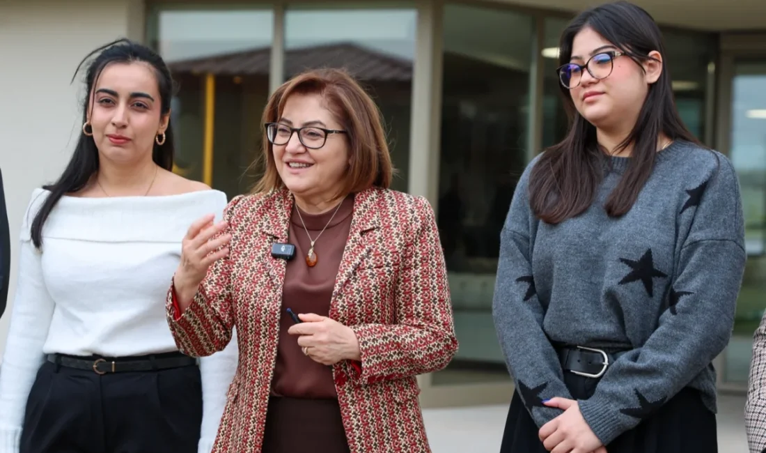 Gaziantep Büyükşehir Belediye Başkanı Fatma Şahin, üniversiteliler için yeni bir