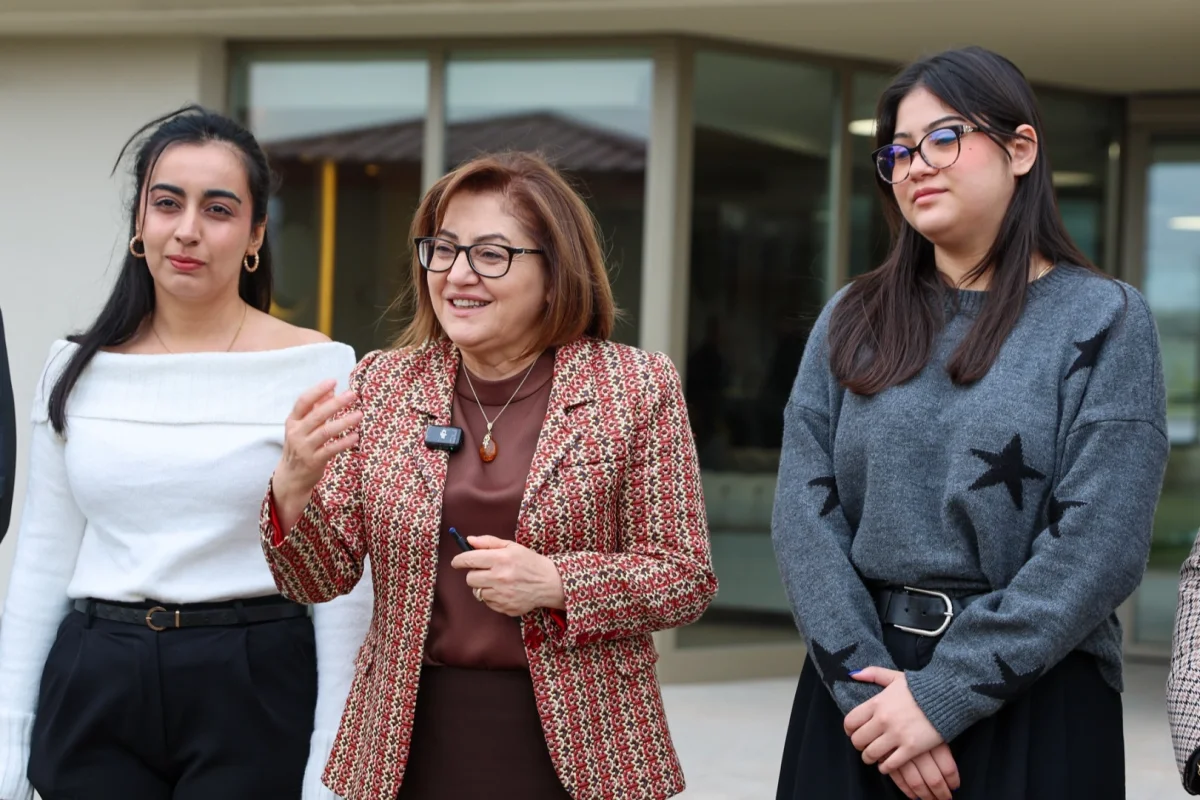 Gaziantep Büyükşehir Belediye Başkanı Fatma Şahin, üniversiteliler için yeni bir