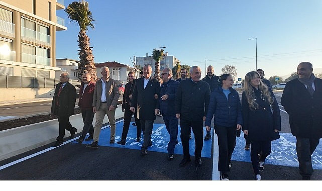 İzmir Büyükşehir Belediyesi’nin Güzelbahçe’de sahildeki trafik sıkıntısına son verecek 75.