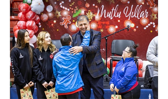 İzmir Büyükşehir Belediye Başkanı Dr. Cemil Tugay, Gençlik ve Spor