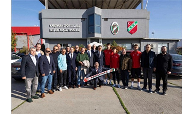 İzmir Büyükşehir Belediye Başkanı Dr. Cemil Tugay kentin köklü iki